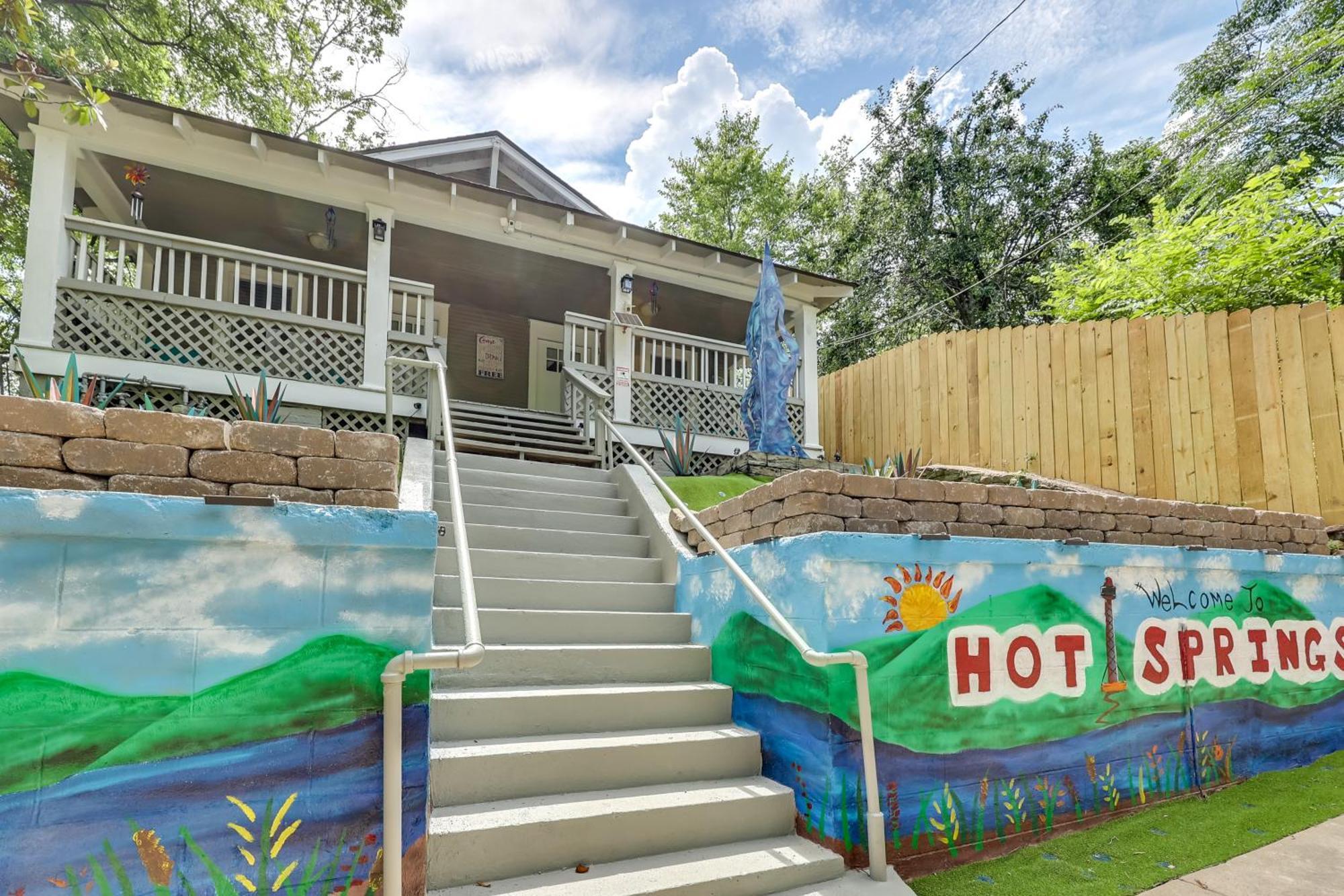 Hot Springs Home With Yard, Walk To Bathhouse Row! Екстериор снимка